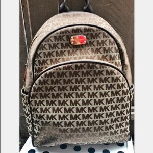 Backpack 🎒